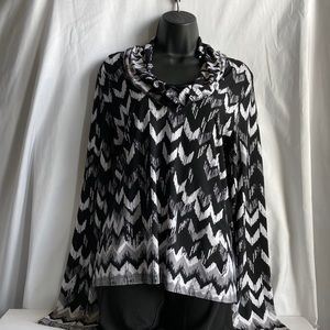 Long Elegant Legs Pullover Cowled Neck Top Size Medium